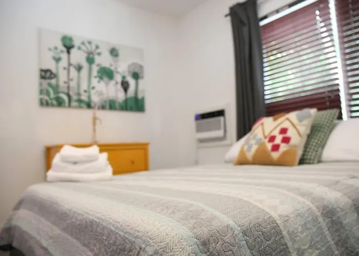 B05 Nicest 1 Bedroom Apt In Midtown Miami